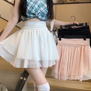 Jupe à vollant taille haute